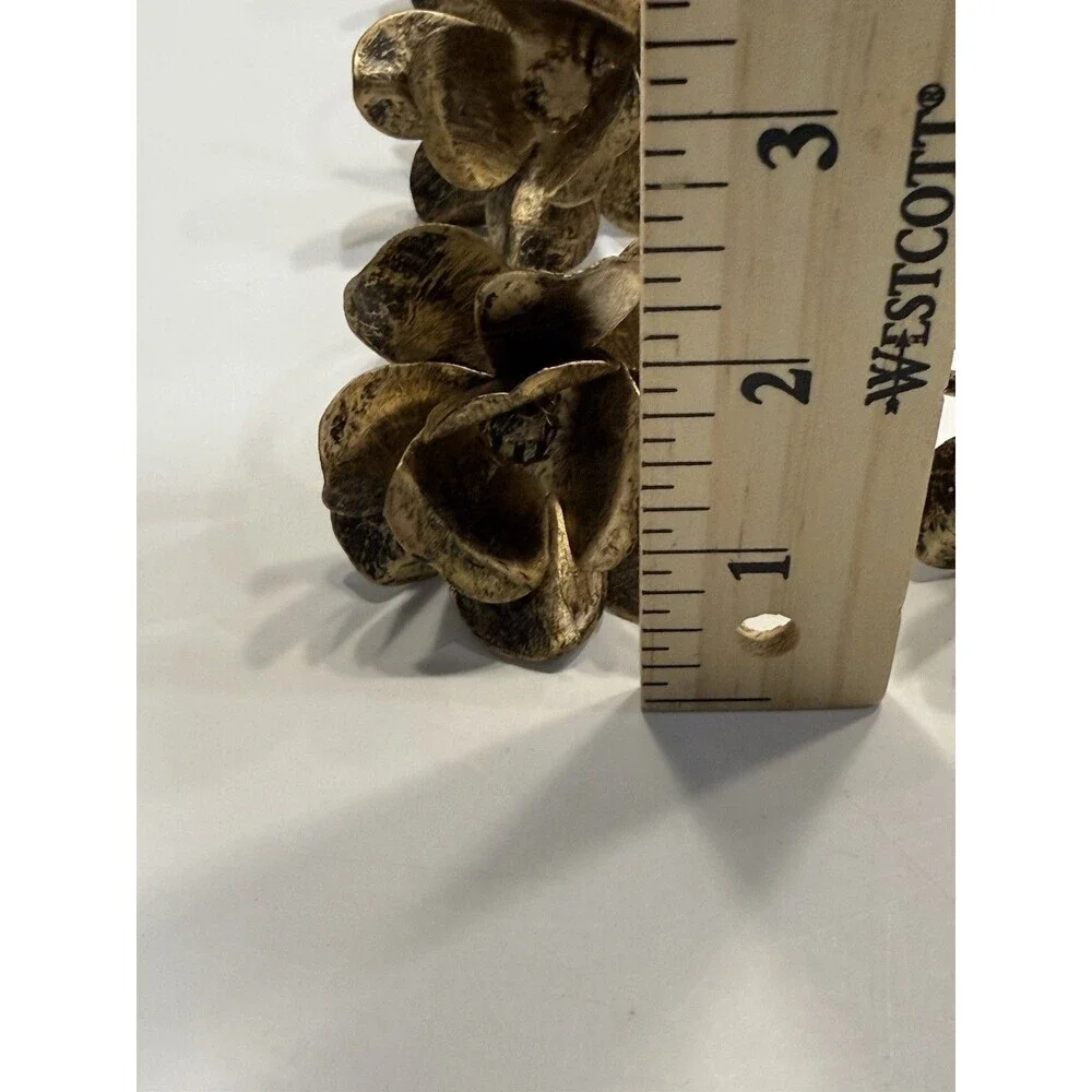 Vintage Napkin Rings Set of 12 Metal Flower Bronze Color Hand Painted Accents